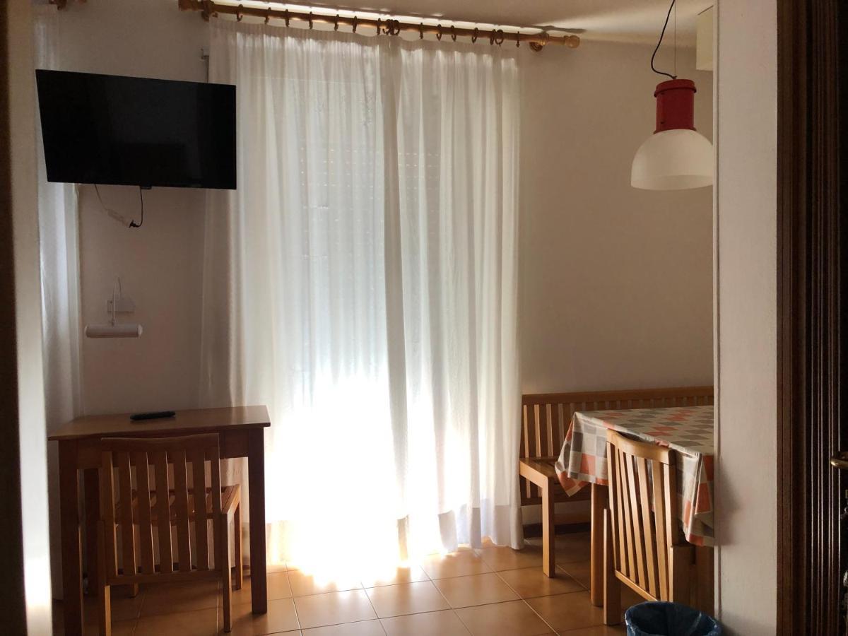 Hotel Garni Villa Magnolia Torbole Sul Garda Luaran gambar
