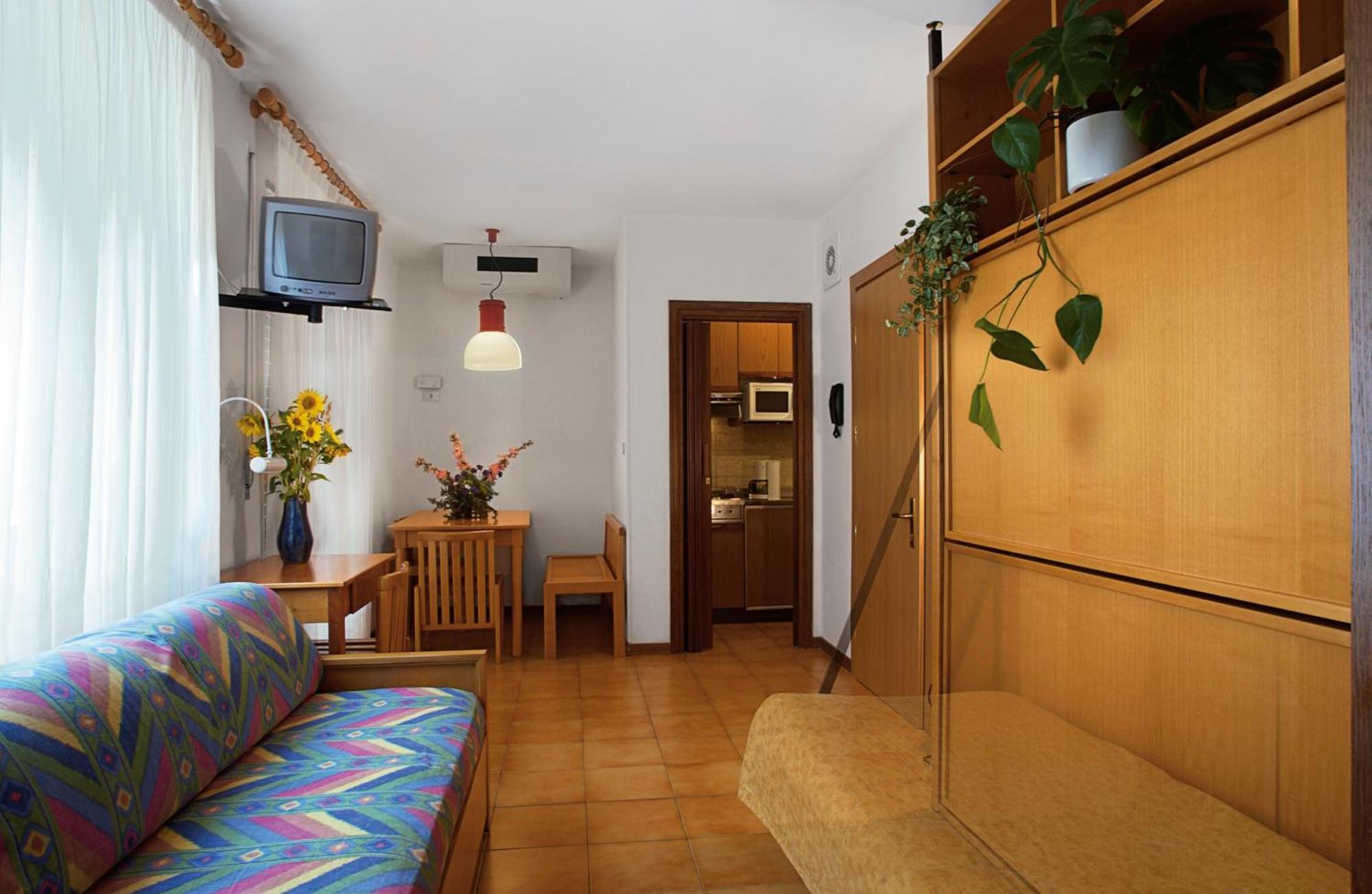Hotel Garni Villa Magnolia Torbole Sul Garda Luaran gambar