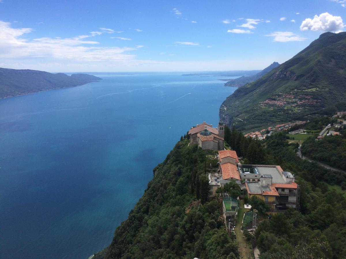 Hotel Garni Villa Magnolia Torbole Sul Garda Luaran gambar